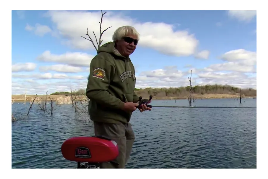 Big-bass-jimmy-fishing-lake-fork